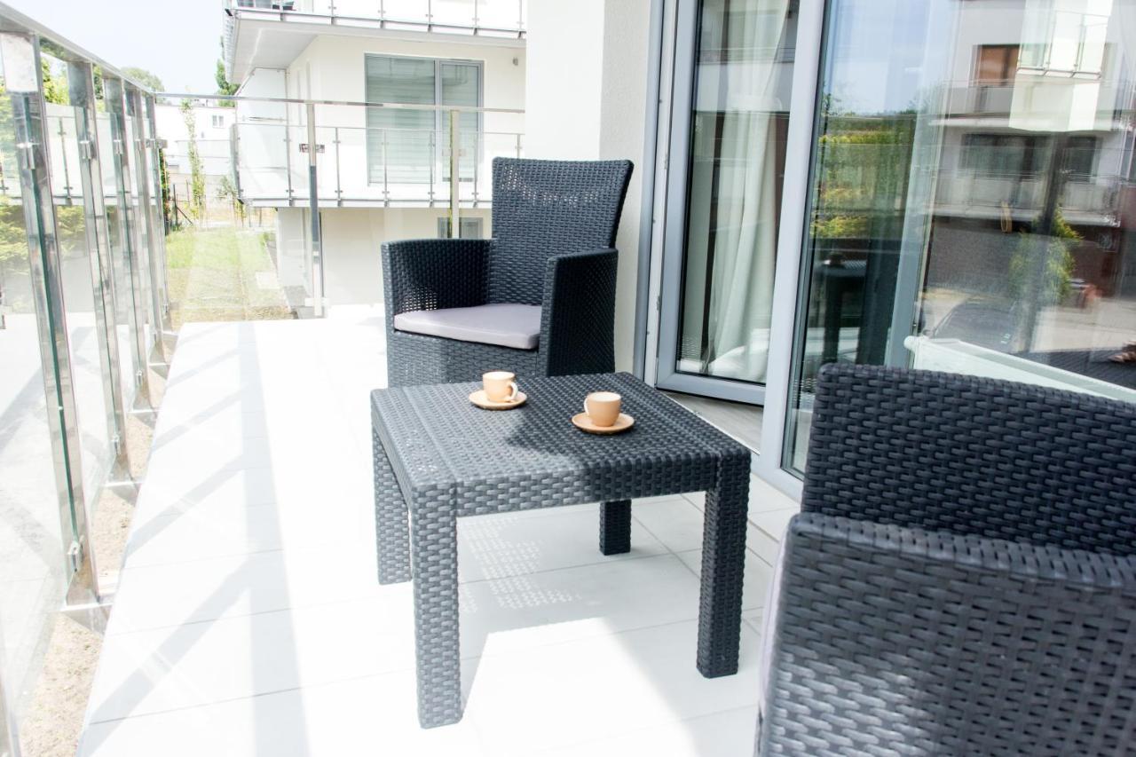 Komfortowy Apartament Lazur Z Garazem Kołobrzeg Esterno foto